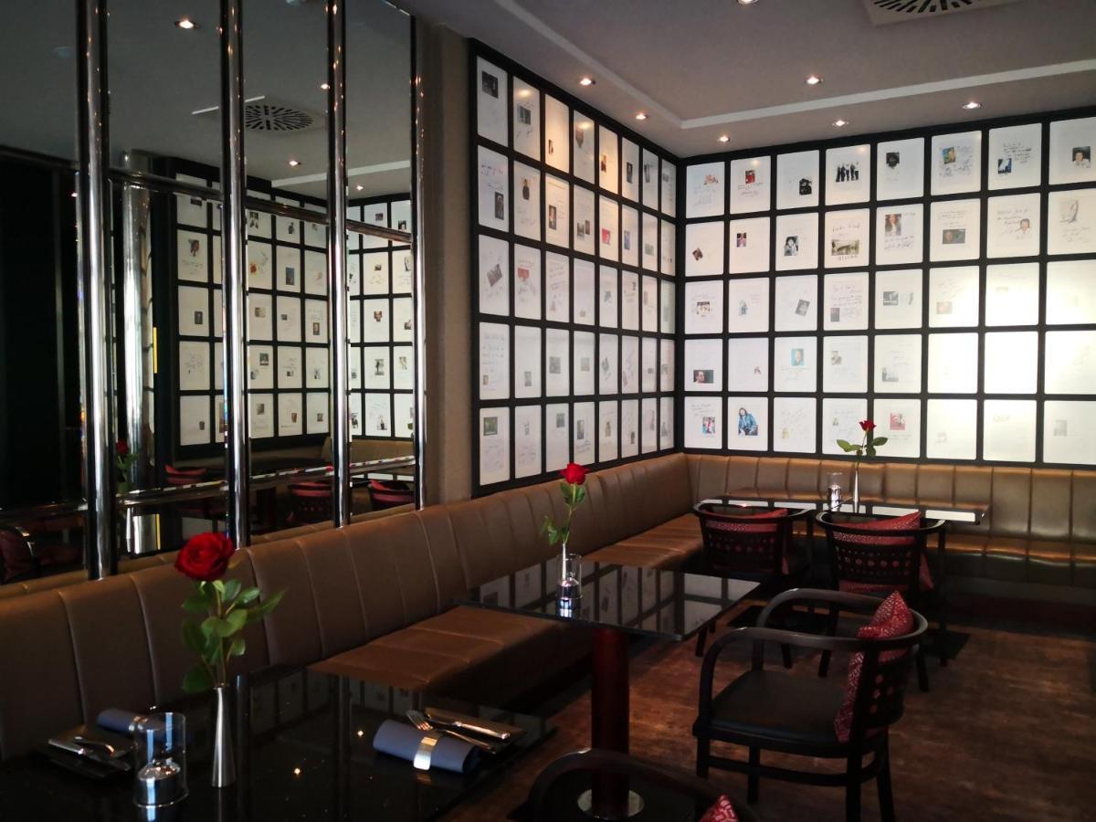 First Inn Hotel Zwickau Luaran gambar